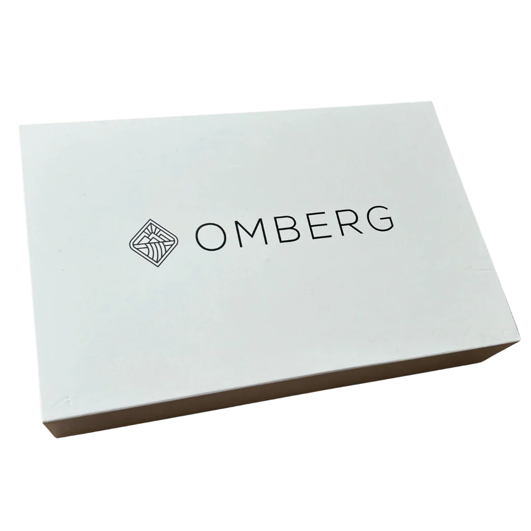 Omberg 6-delige steakmessen in houten opbergdoos, inhoud naast de doos gelegd