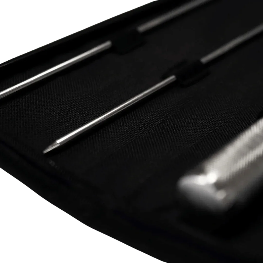 Omberg Edelstahl-Asado-Spieße 74,5 cm ergonomischer Holzgriff, Seitenansicht