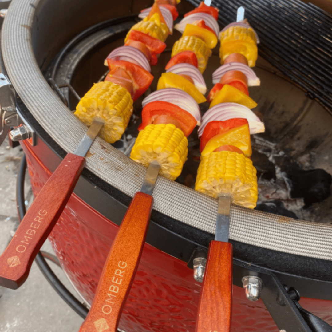 Omberg breite Grillspieße aus Edelstahl mit Holzgriffen, Premium-Nahaufnahme